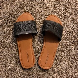 American Eagle Slide Sandals - Size 9
